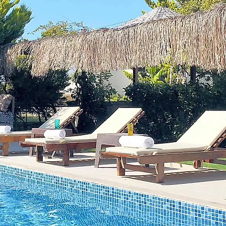 Cesmeli Boutique - Cesme, Izmir Hotel Ciftlikkoyu